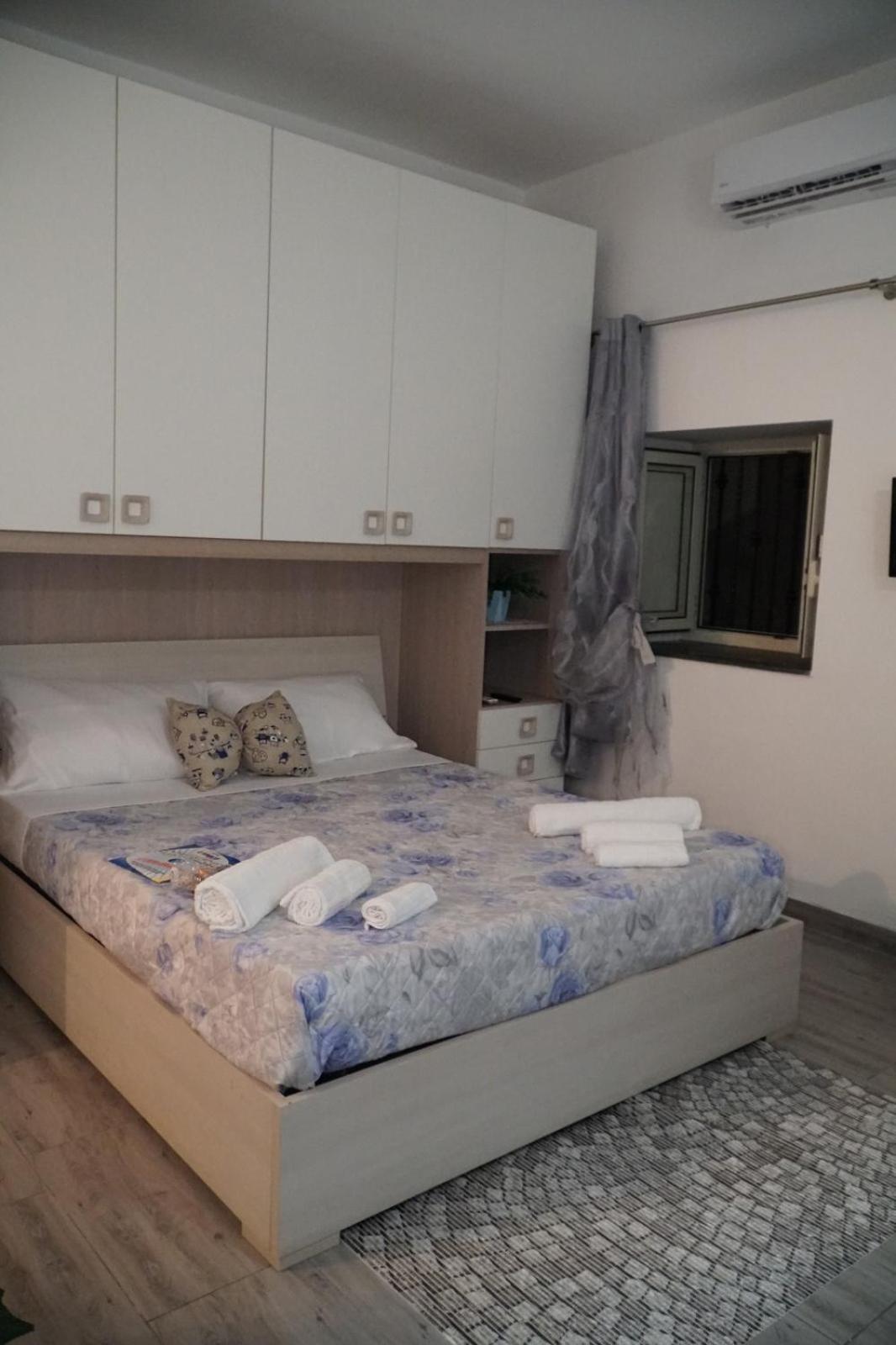 B&B Porta Garibaldi Catania Phòng bức ảnh